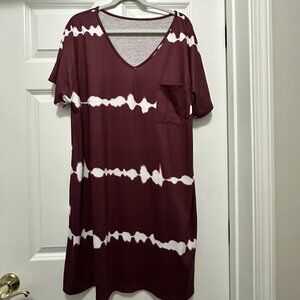 SHEIN Curve Burgundy Tie-Dye T-Shirt Dress - 2XL